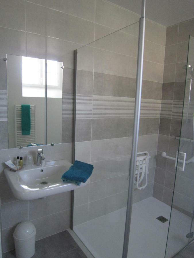 Le Camelia Hotel Ruille-Froid-Fonds Luaran gambar